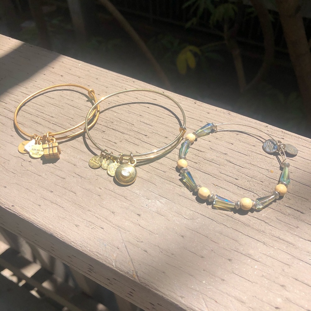 Alex & Ani Goldtone Silvertone Bracelet charm Lot - Picture 1 of 10
